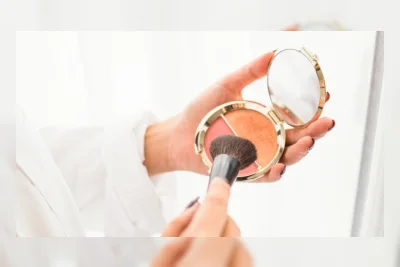 Beda Cream, Liquid, dan Powder Blush: Kenali Tekstur, Hasil Akhir, dan Cara Pakainya