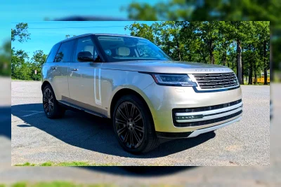 Land Rover Recall 250.857 Unit Defender, Discovery, dan Range Rover karena Masalah Airbag