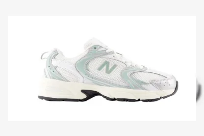5 Sepatu New Balance Diskon 50% di Foot Locker, Seri 530 Rp800 Ribuan