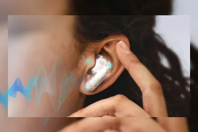 Galaxy Buds4 Pro Andalkan AI dan Sensor Fusion untuk Panggilan Jernih