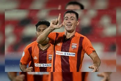 Persib Bandung Dikabarkan Tikung Persija dalam Transfer Mariano Peralta