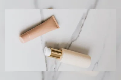 Beda Skin Tint dan Tinted Moisturizer, Mana yang Lebih Cocok untuk Kamu?