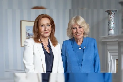 Queen Camilla Temui J.K. Rowling, Bahas Literasi Bukan Kontroversi Trans