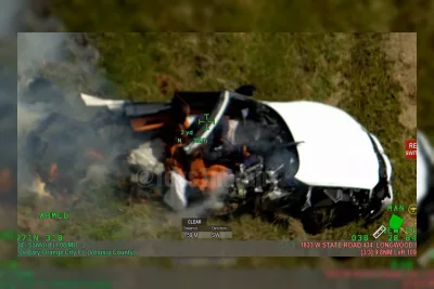 BMW M4 Curian Terbelah Dua Usai Tabrak Tiang Rambu di Florida