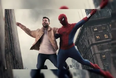 Lionel Messi Jadi Spider-Man? Aksi Terbang Bareng Tom Holland Viral