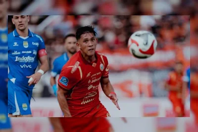 Usai Perpanjang Kontrak, Eksel Runtukahu Kirim Pesan Tegas ke Jakmania