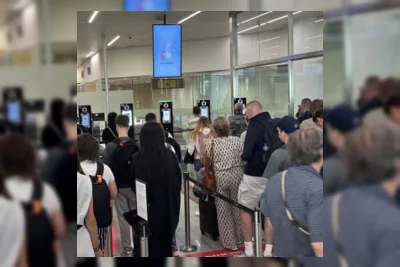 Maskapai dan Bandara Desak Uni Eropa Tunda Pemeriksaan Biometrik
