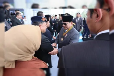 Mendagri Tito Karnavian Hadiri Upacara Hari Bhayangkara ke-80 di Cikeas