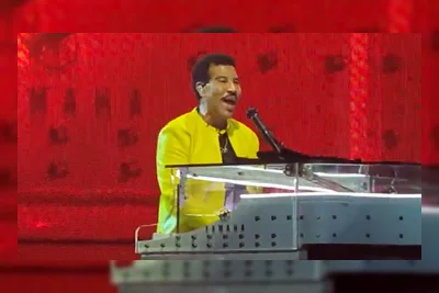 Lionel Richie Kembali ke Panggung di Pittsburgh Setelah Dirawat di Rumah Sakit