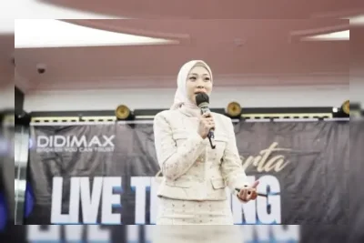 Ms. Cenli Yani Gelar Seminar Edukasi Trading di Jakarta, Bahas Strategi 3 EMA