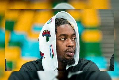 Tetangga Zaire Wade Lapor 911 karena Dengar Teriakan dan Hentakan Keras