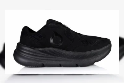7 Sepatu Ortuseight All Black, Hitam Stylish dan Empuk untuk Jalan Santai hingga Lari