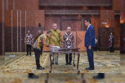 Menkeu Purbaya Lantik Tiga Dirjen, Tekankan Integritas dan Tata Kelola Fiskal