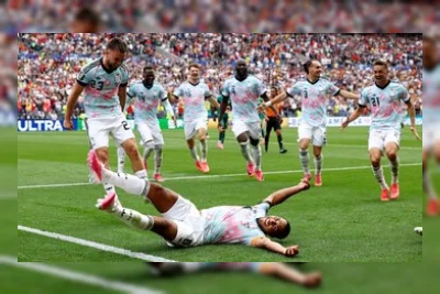 Muslera Dibela Bielsa, Sempat Meriang Sebelum Blunder Lawan Spanyol