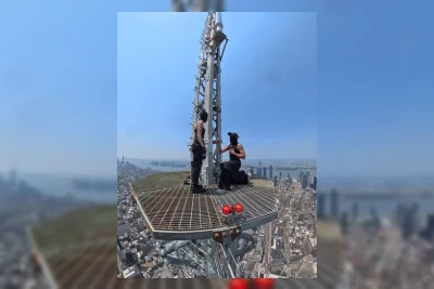Viral Pasangan Lamaran di Puncak Empire State, Berakhir Ditangkap