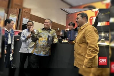Menteri Ekraf dan Wamen UMKM Dorong Brand Lokal Naik Kelas Lewat Jakarta X Beauty