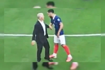 Sorot Mata dan Gestur Cherki Picu Spekulasi Keretakan di Timnas Prancis
