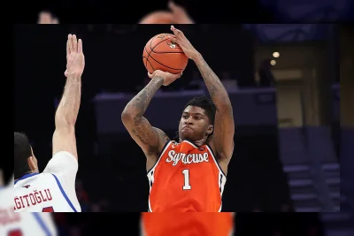 St. John's Kehilangan Donnie Freeman karena Cedera Achilles