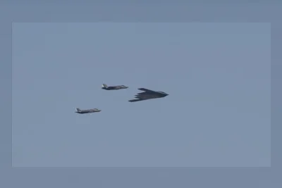 Iran Ancam Jet Tempur AS yang Melintas di Selat Hormuz