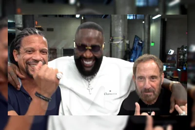 Rick Ross Penuhi Studio TMZ Live dengan Berlian dan Tawa