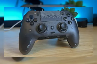 Review Scuf Omega: Nyaman Digenggam, Tapi Tombol Sampingnya Kurang Memuaskan