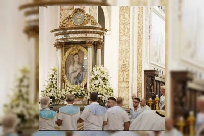 Mazara del Vallo Atur Lalu Lintas untuk Festival Madonna del Paradiso