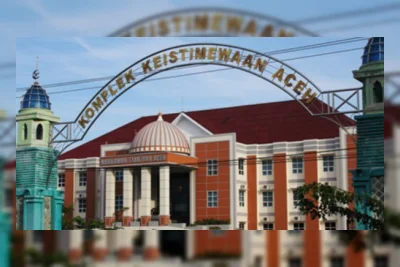 Pasangan Dicambuk di Aceh Usai Berciuman Saat Siaran Langsung TikTok