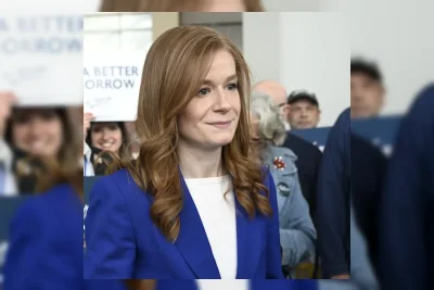 Mallory McMorrow Hentikan Kampanye Senat AS di Michigan