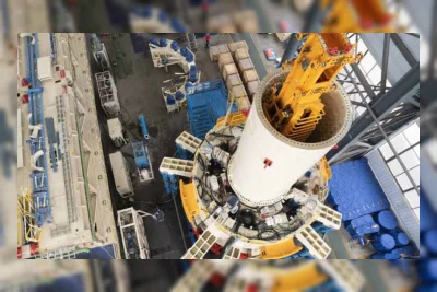 China Bor Lubang Sedalam 1 Mil dengan Mesin Raksasa 'Steel Backbone' 500 Ton