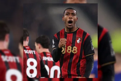 Bournemouth Tolak Minat Manchester United pada Rayan