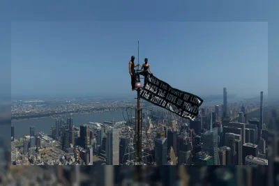 Empire State Building: Tinggi 443 Meter, Jadi Lokasi Lamaran Ekstrem Pasangan Rooftopper