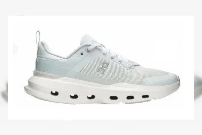 5 Sepatu On Cloud Diskon di Foot Locker, Potongan Harga hingga 50 Persen