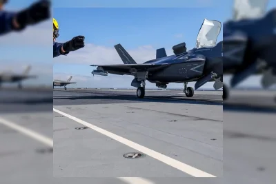 F-35 Inggris Cegat Pesawat Patroli Rusia di Dekat Kapal Induk