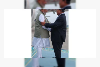 PM Modi Terharu dengan Sambutan Presiden Prabowo di Bandara Jakarta
