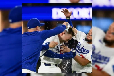 Dalton Rushing Pukul Walk-Off Single, Dodgers Kalahkan Rockies 8-7