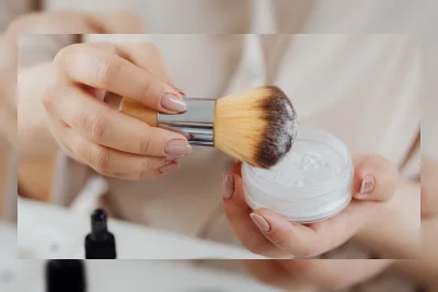 Apa Itu Teknik Baking dalam Makeup? Ini Caranya agar Riasan Tahan Lama