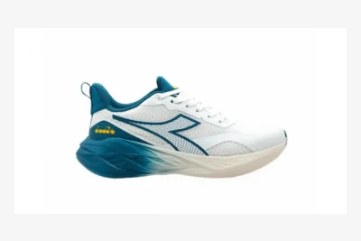 10 Sepatu Lari Diadora Diskon di Sports Station, Harga Mulai Rp300 Ribuan