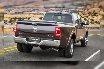 Trump Ampuni 9 Mekanik Diesel karena Hapus Kontrol Emisi