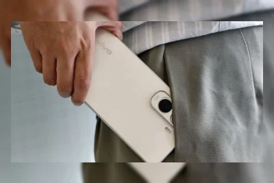 Vivo Y500 Resmi di Indonesia, Baterai 8.100mAh dan Layar AMOLED 1.5K