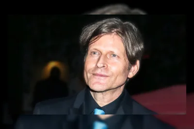 Mantan Kekasih Crispin Glover Tuding Aktor Itu Aniaya Dia