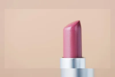 4 Lipstik Matte Wardah di Bawah Rp50 Ribu yang Lembut dan Tahan Lama