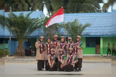Serangan Baru AS, 7 Rudal Hantam Jembatan Kereta Iran