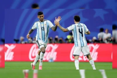 Viral: Romero Rayakan Gol di Depan Mo Salah, Aksi Provokatif Tuai Kontroversi