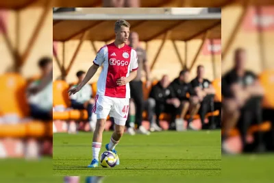 Newcastle United Resmi Datangkan Sean Steur dari Ajax seharga 27 Juta Euro