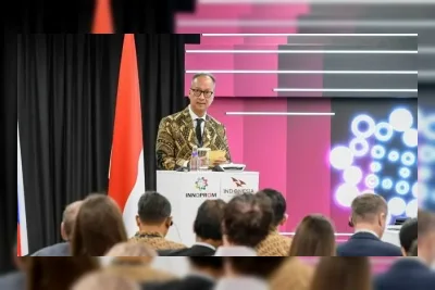 Menperin Tawarkan 180 Kawasan Industri ke Investor Rusia di INNOPROM 2026