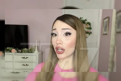 Kembaran Ariana Grande, Paige Niemann, Merasa Dilecehkan oleh DM Sang Penyanyi
