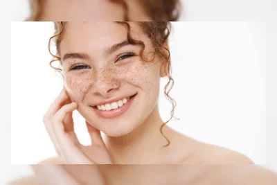 3 Tinted Sunscreen Rekomendasi Dokter untuk Menyamarkan Flek Hitam