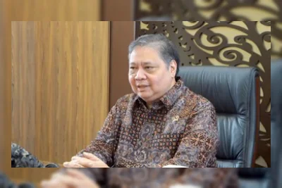 Pemerintah Targetkan PLTS 100 GW Rampung dalam Dua Tahun