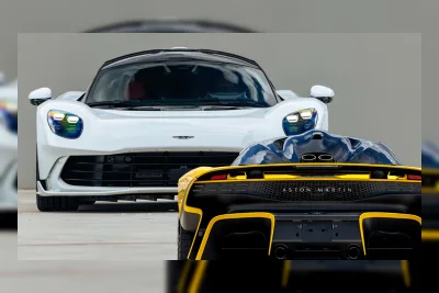 Kolektor AS Jual Dua Aston Martin Valhalla, Masing-masing Baru 196 Mil