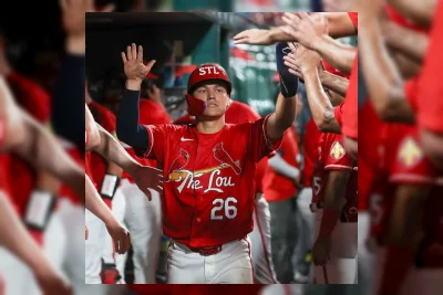 Jimmy Crooks Pukul Homer Penentu, Cardinals Kalahkan Braves Usai Hujan Deras